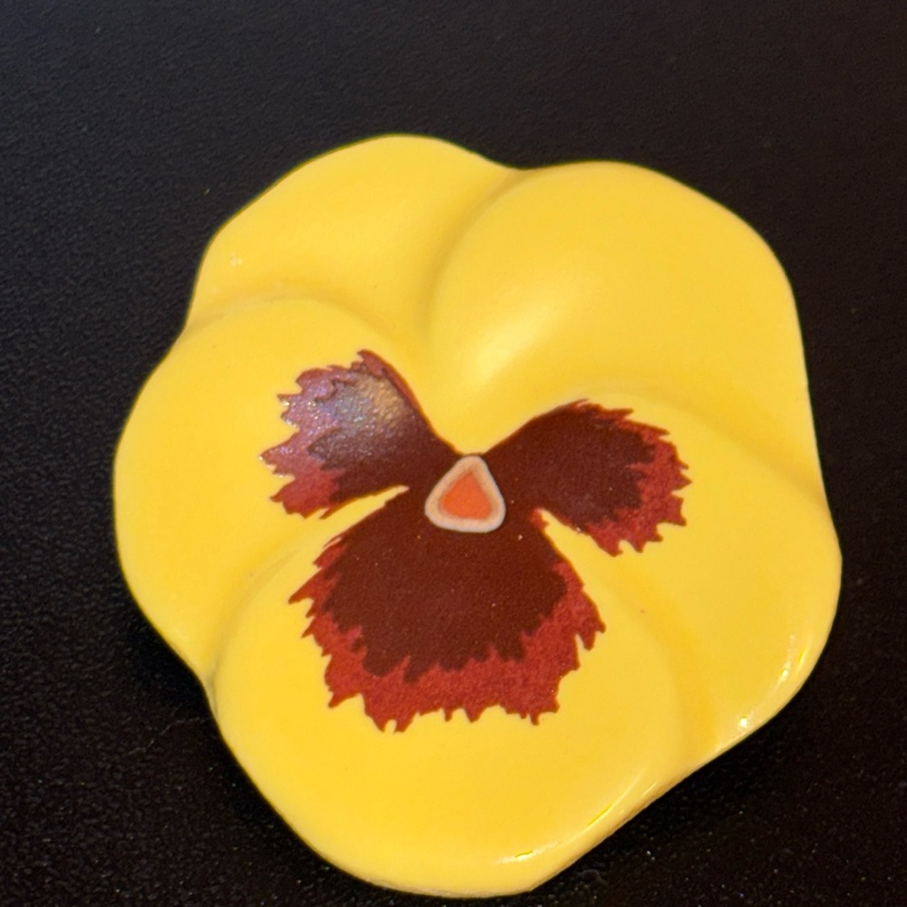Vintage 1981 Avon Pansy Brooch Yellow & Brown Floral Pin With Box